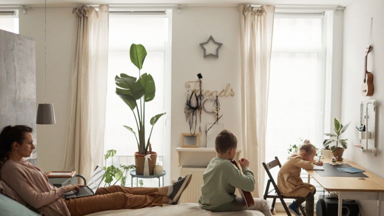 Turning Everyday Life Into a Legacy Your Children Will Treasure Forever