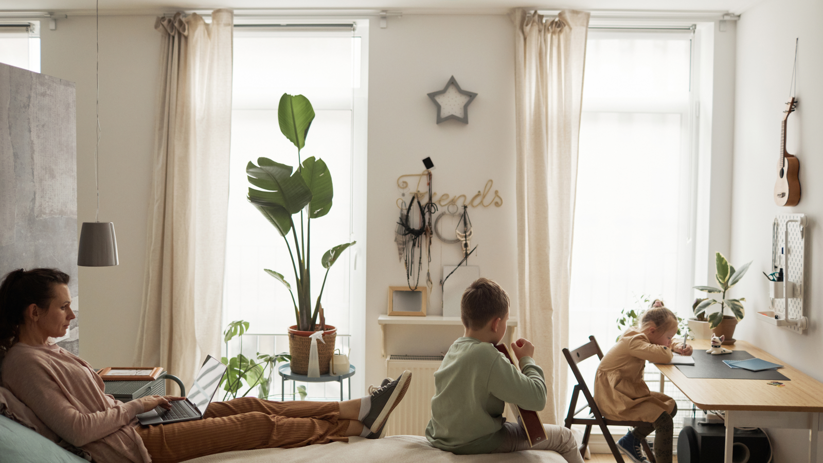 Turning Everyday Life Into a Legacy Your Children Will Treasure Forever